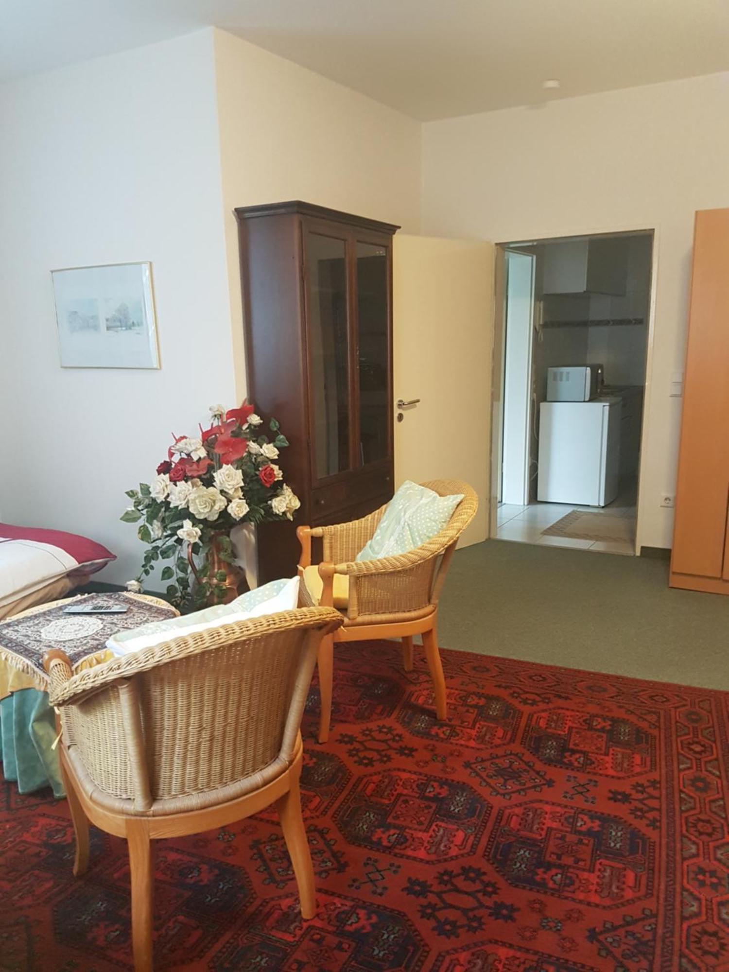 Gaestehaus Krefeld Uerdingen Eksteriør bilde
